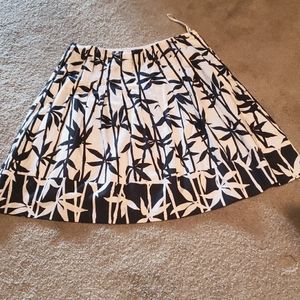 Black and White skirt Jones New York 14p
